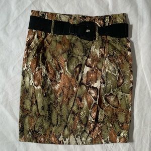 Apostrophe - belted pencil skirt size L length 22”